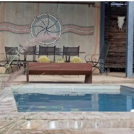 Hackberry House Black Thorn Cottage, Off Grid Khemsbok Exterior foto